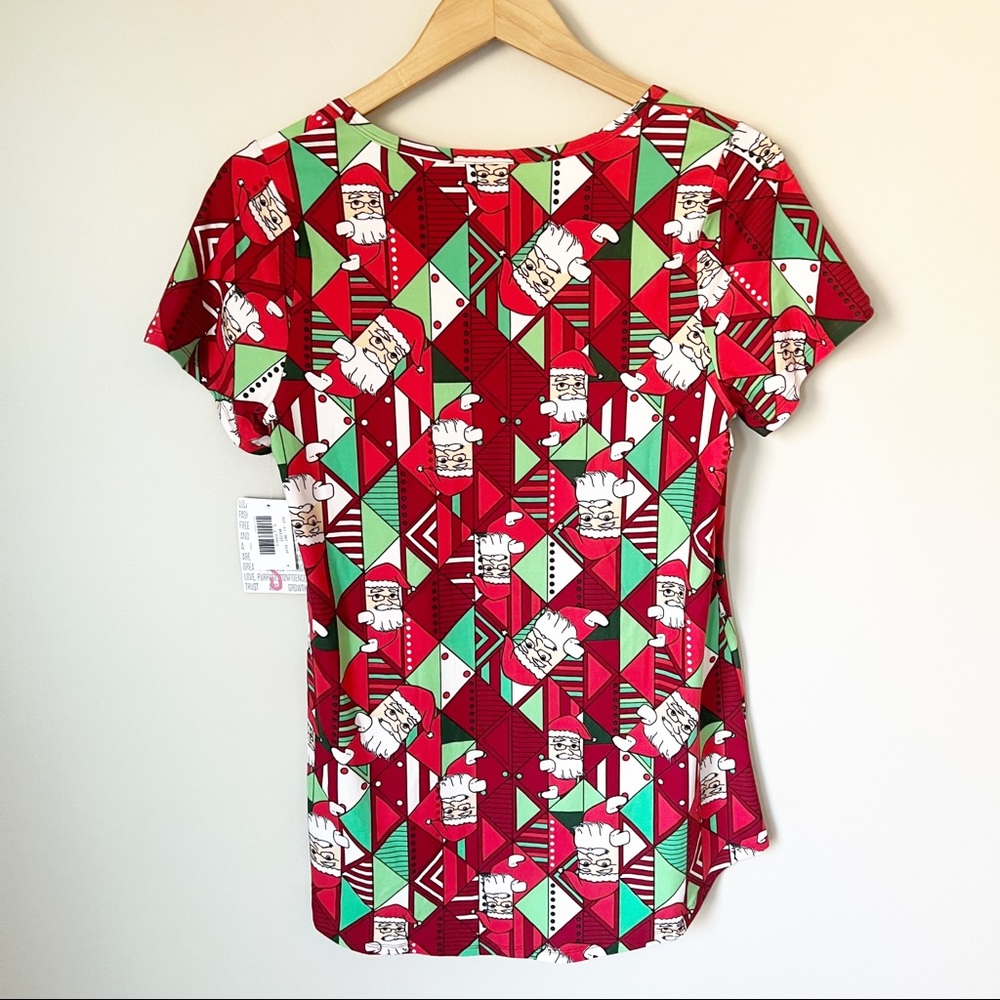 LulaRoe Geometric Diamond Santa Christmas Classic Swing T-shirt Red Green S NWT - Picture 8 of 8